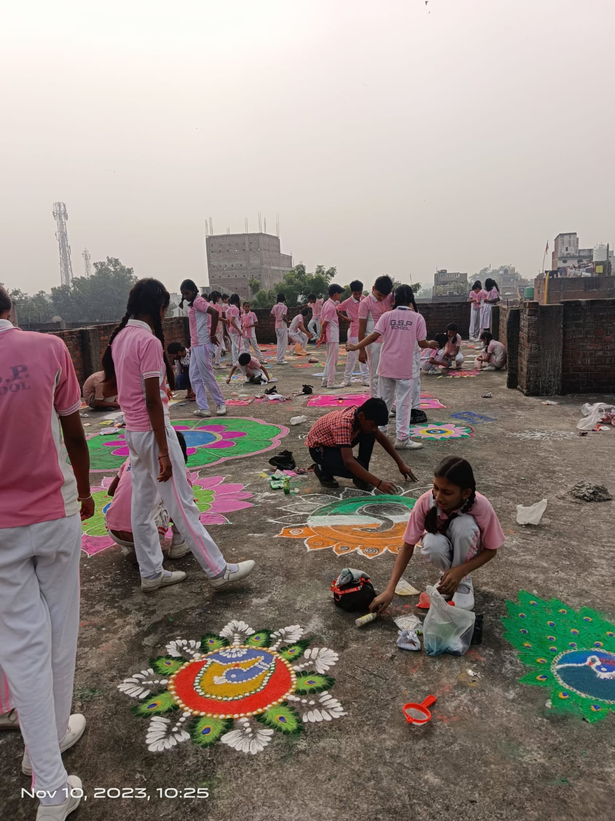 Ranngoli pratiyogita Photograph 1